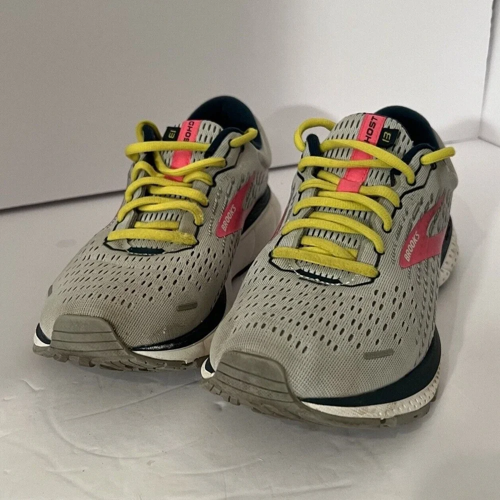 Size 9.5 - Brooks Ghost 13‎ Ice Flow Pink Medium